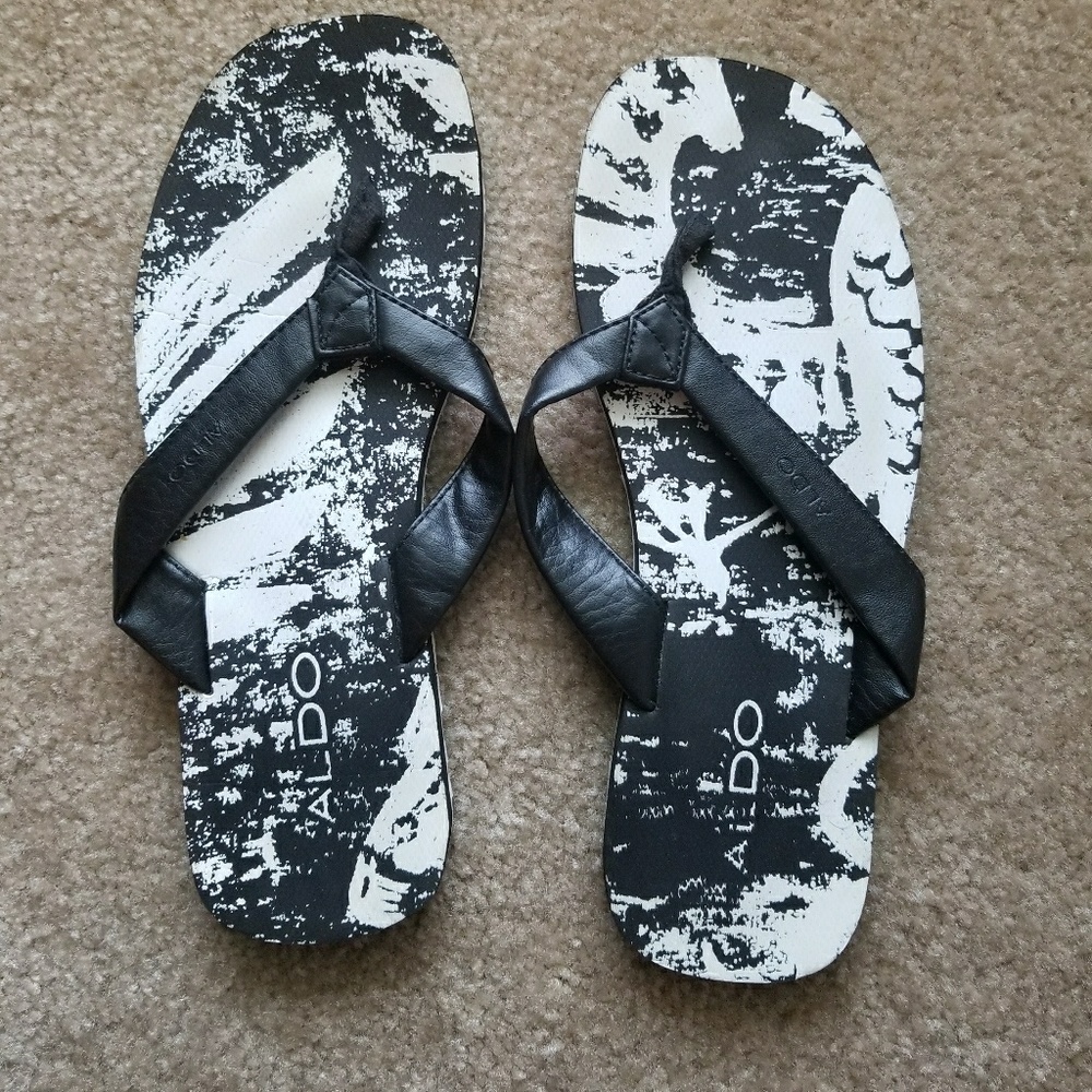 Aldo Mens Flip Flops